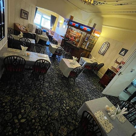 Nevele Bed & Breakfast Blackpool Exterior photo